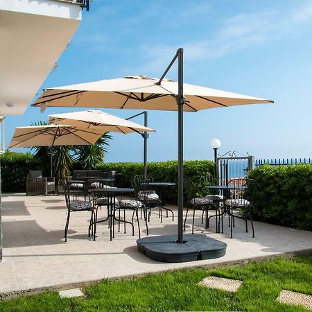 L'Oasi Di Giorgia Bed & Breakfast Cittadella del Capo Eksteriør bilde