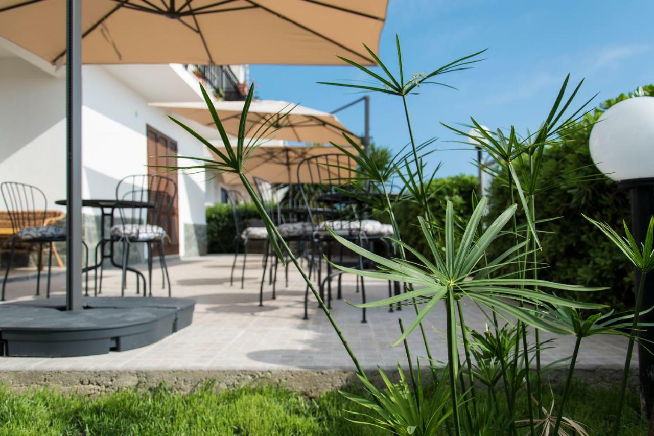 L'Oasi Di Giorgia Bed & Breakfast Cittadella del Capo Eksteriør bilde